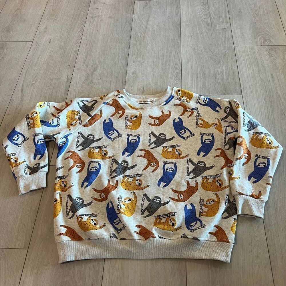Sm wardrobe WHOLESALE SLOTH ALL OVER PRINT SWEATSHIRT size m